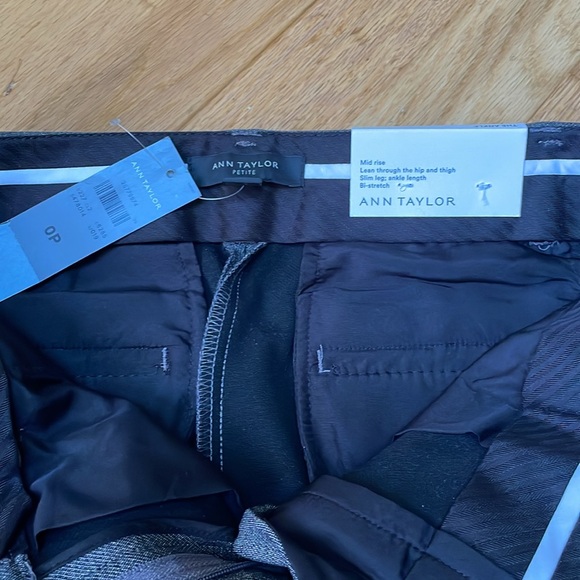 Ann Taylor Petite Ankle Pants in Bi-stretch - Picture 5 of 6